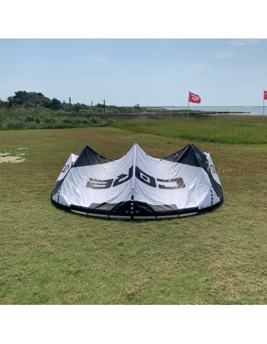 USED Core XR7 Kite-9m-White brillant des détails fins